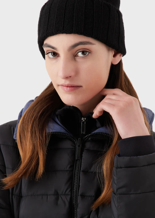 Women 086V780 Ribbed Cashmere Beanie Armani Black